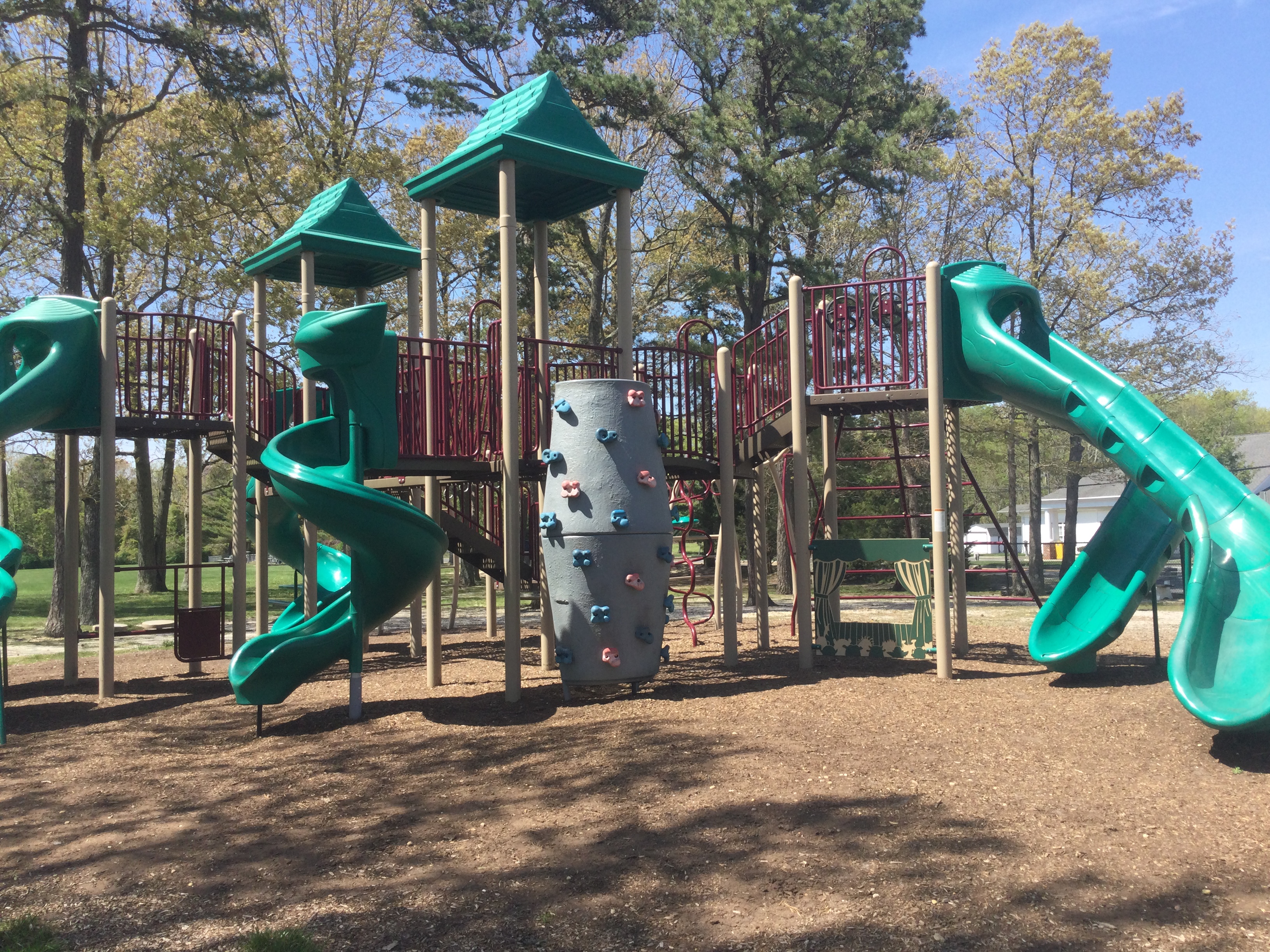 crestview avenue playground